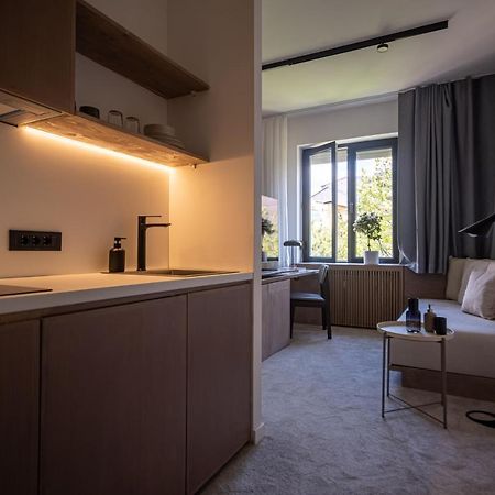 Bloom Suites Pristina Exterior foto